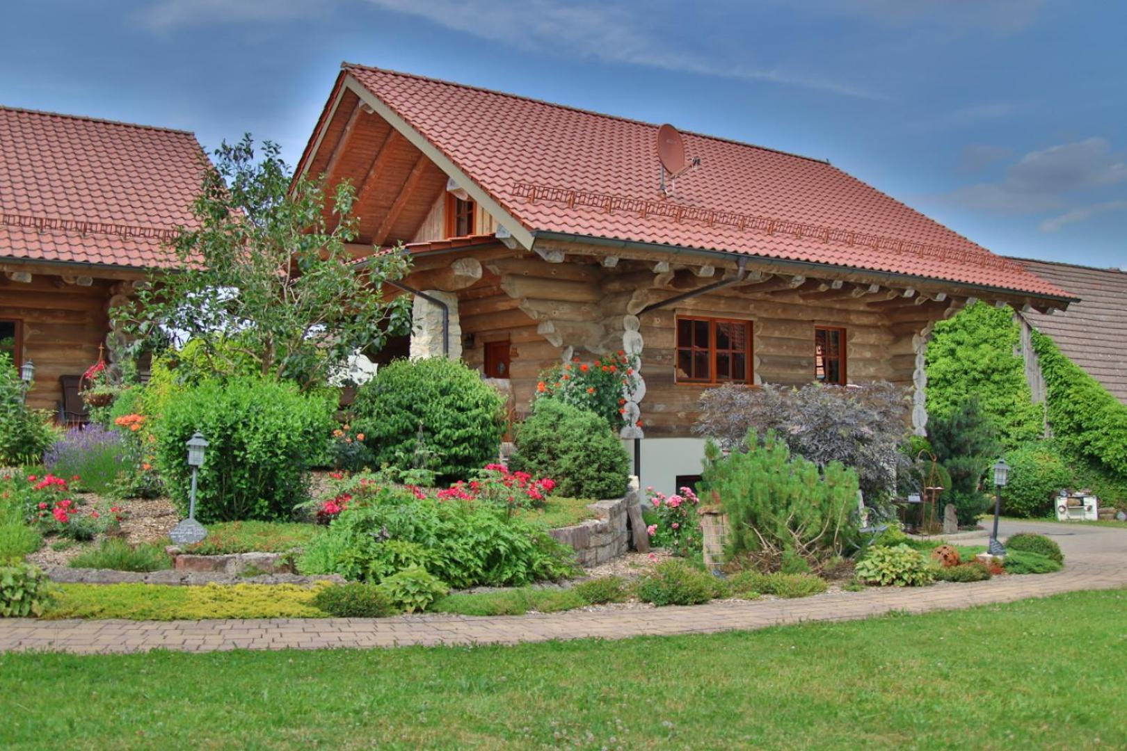 Heumanns Blockhaeuser Am Wald Hotel Pottenstein Exterior photo